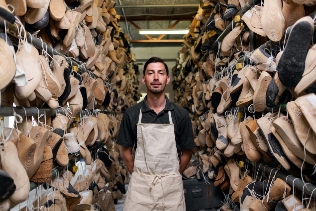Wondering where are XPETI boots made? Uncover the real story behind their production and why they’re loved by hikers worldwide.